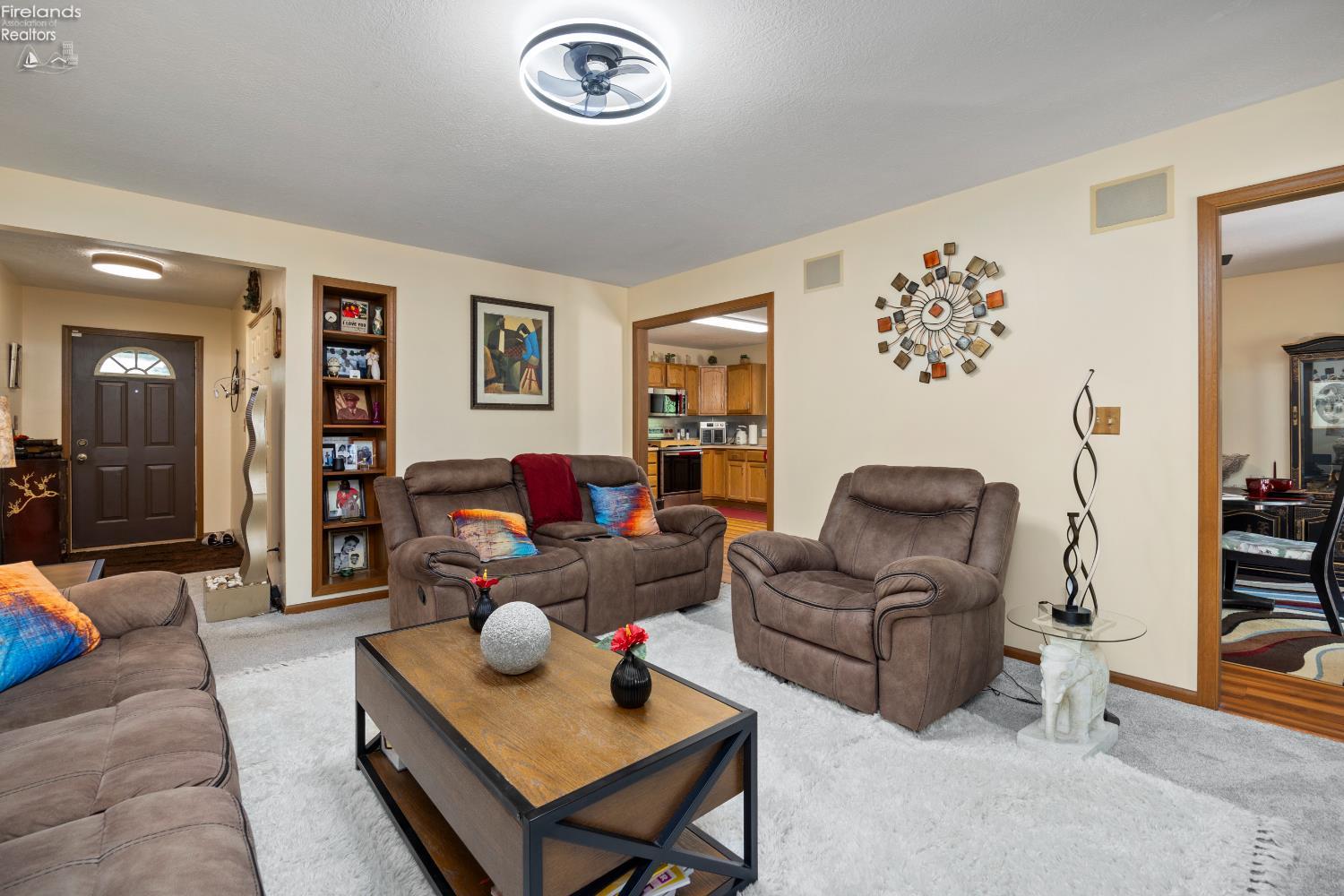 5107 Edgewood Dr