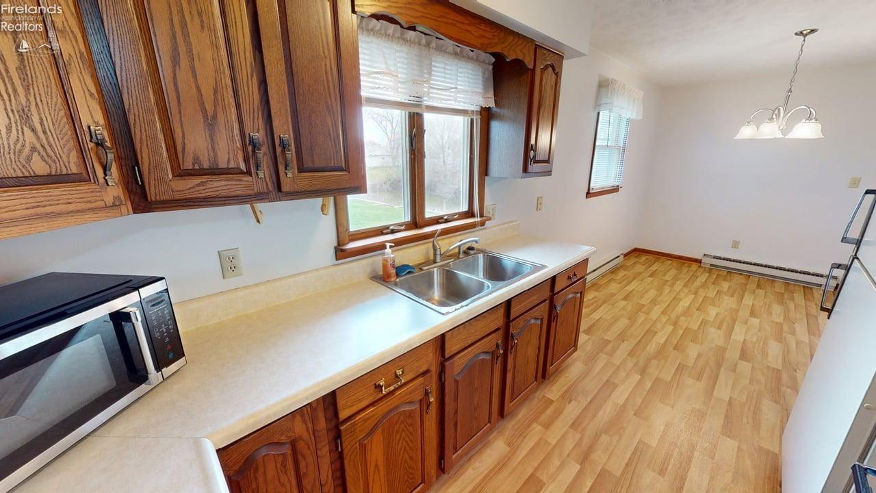 5416 E Channel Drive