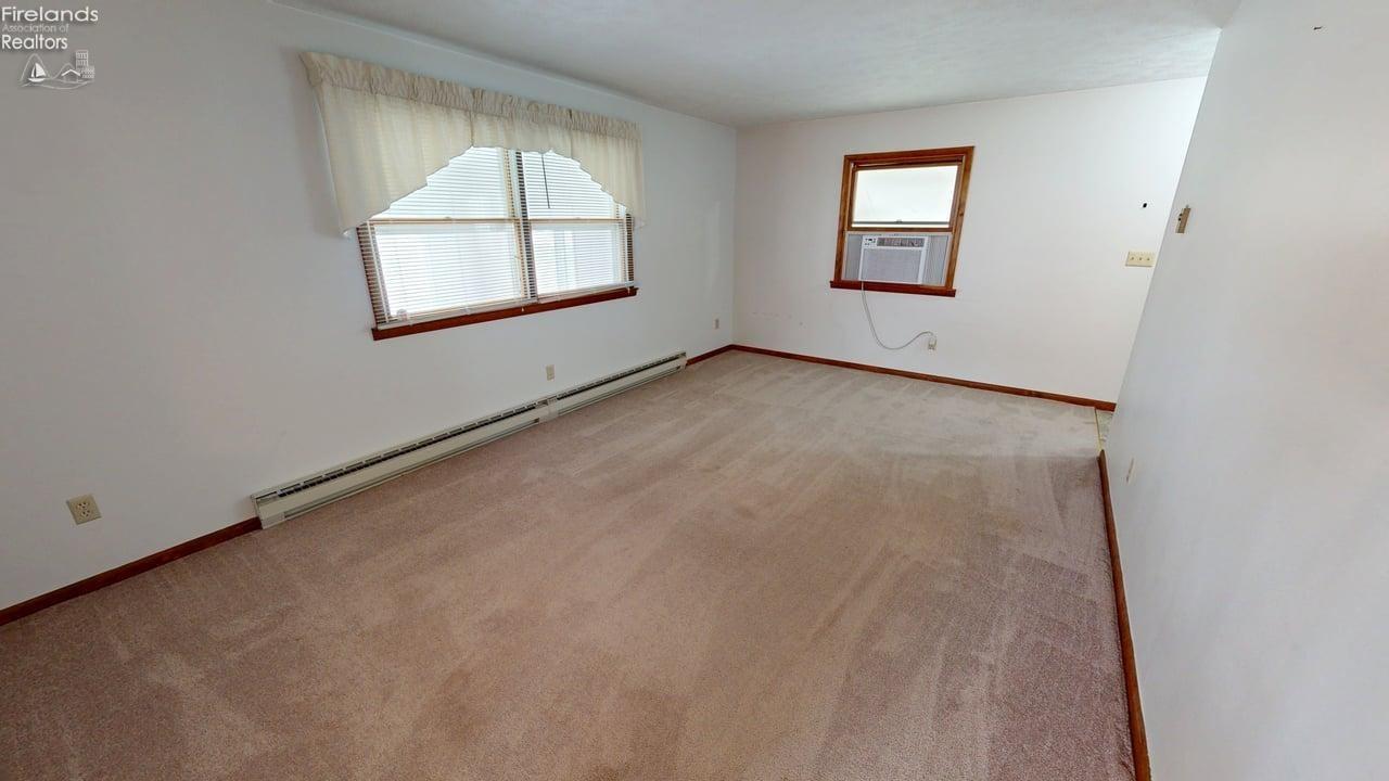 5416 E Channel Drive