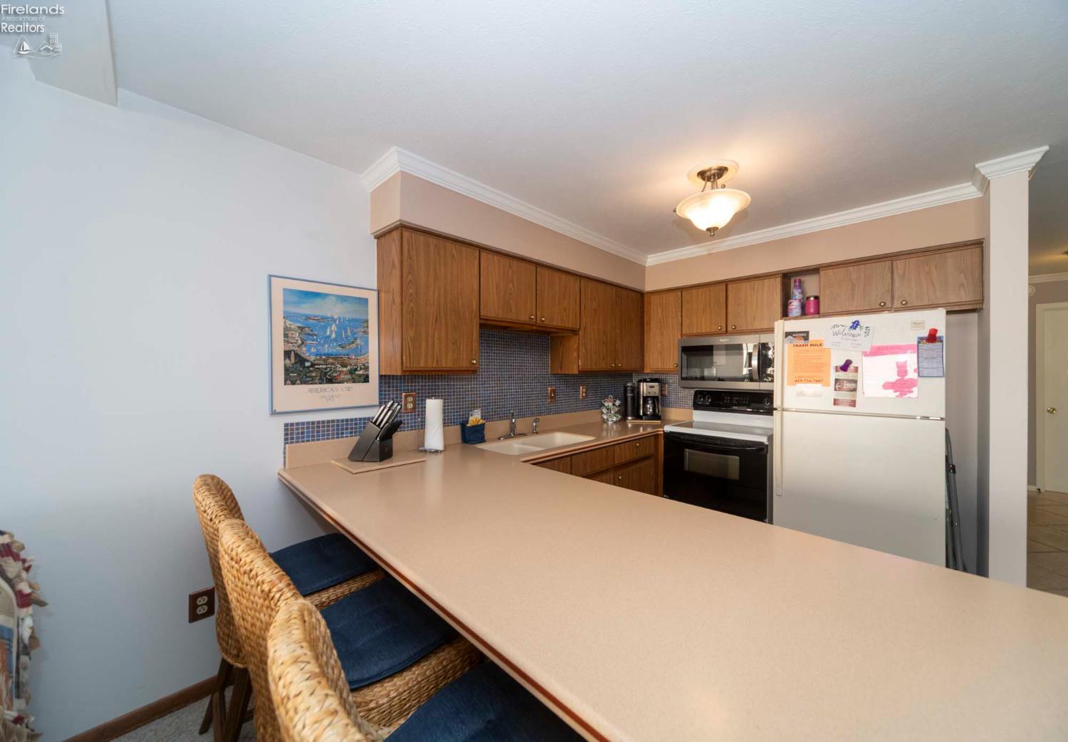 1801 E Perry Street 22