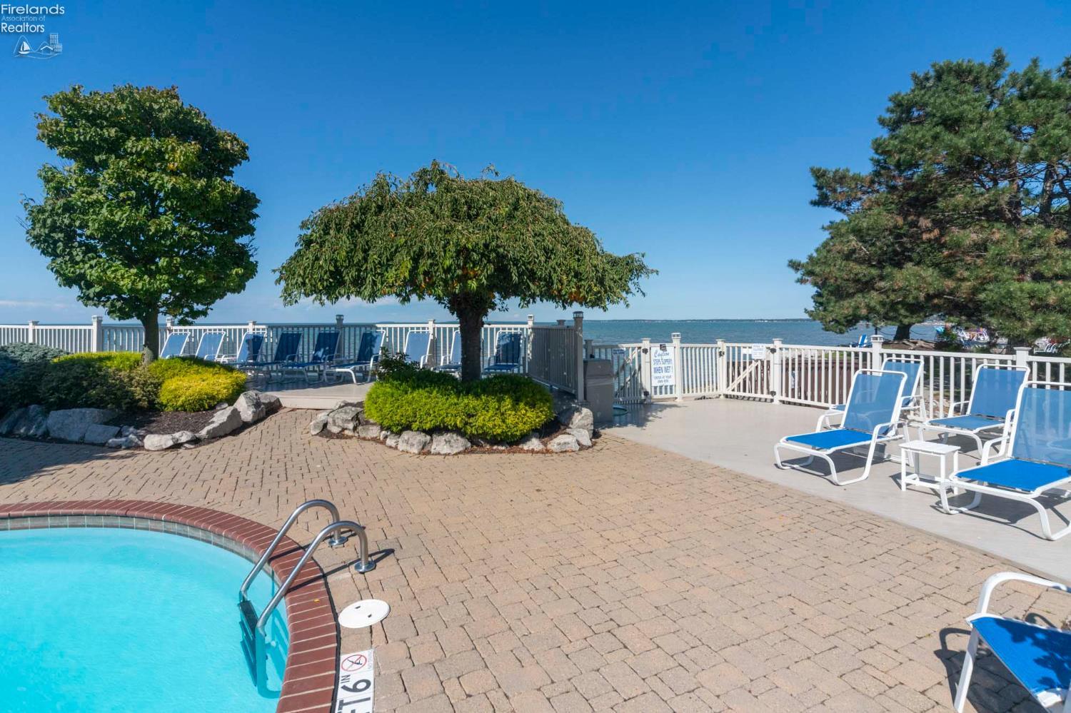 1801 E Perry Street 22