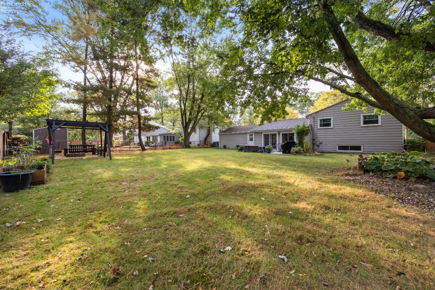 26476 Locust Dr.