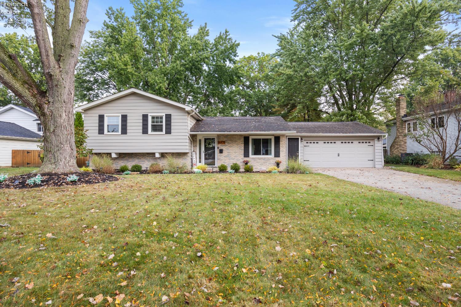 26476 Locust Dr.