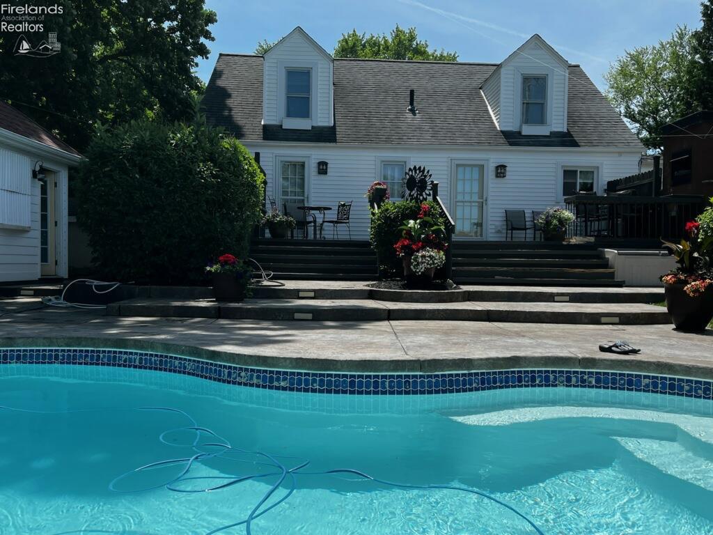 1003 Cleveland Road