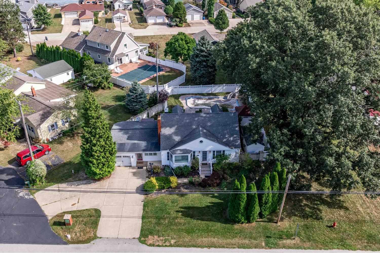 1003 Cleveland Road