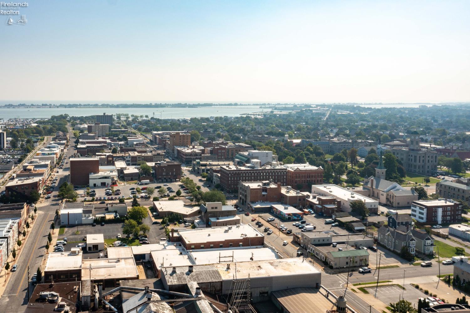 401 W Shoreline Drive 267