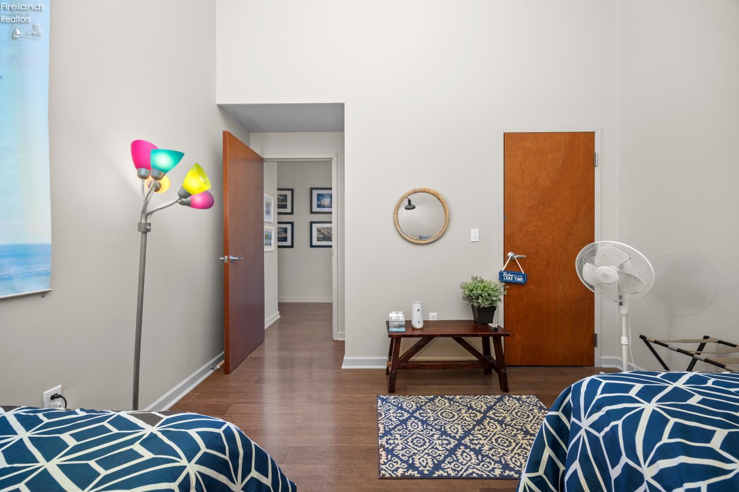 401 W Shoreline Drive 267