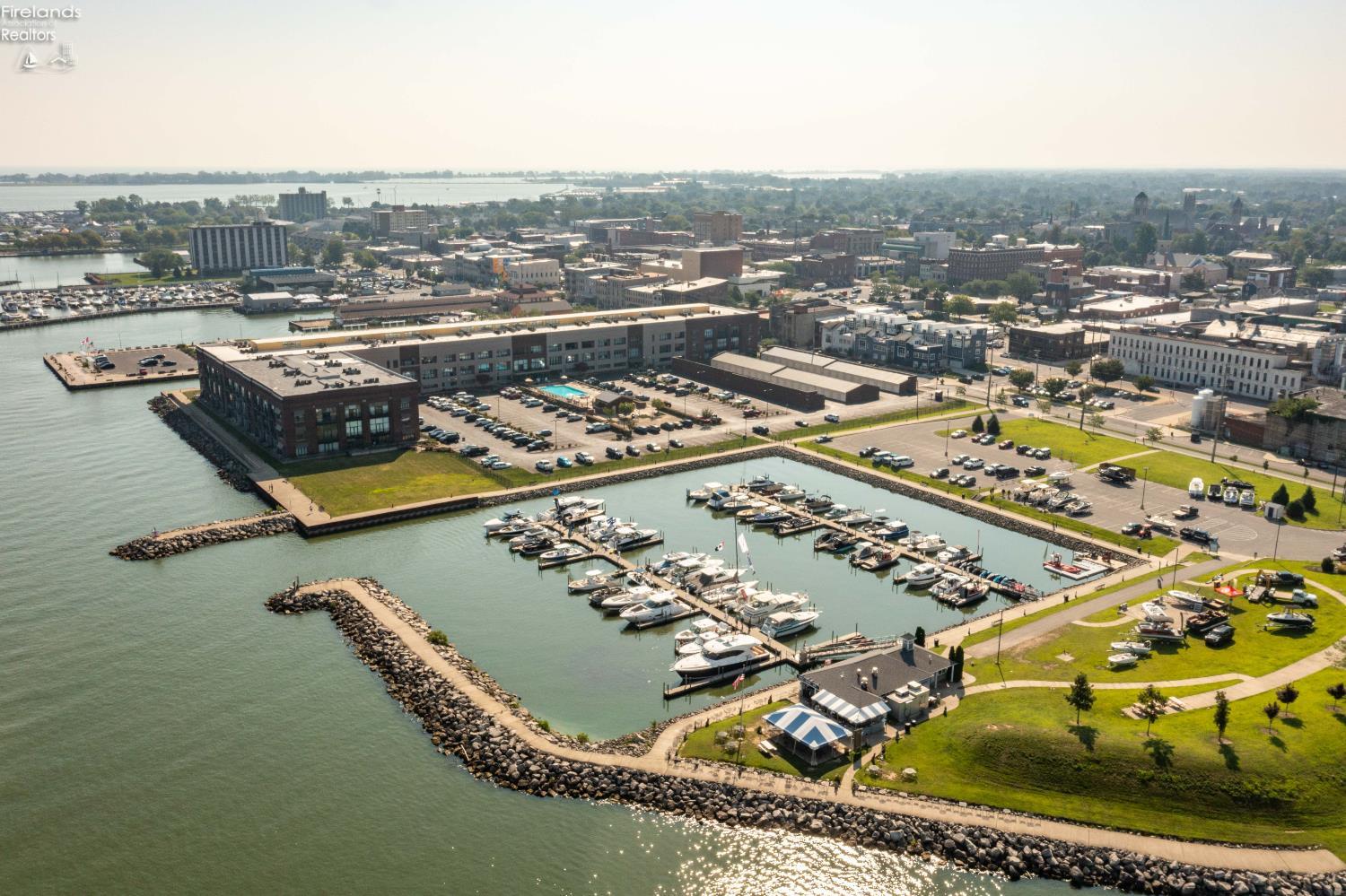 401 W Shoreline Drive 267