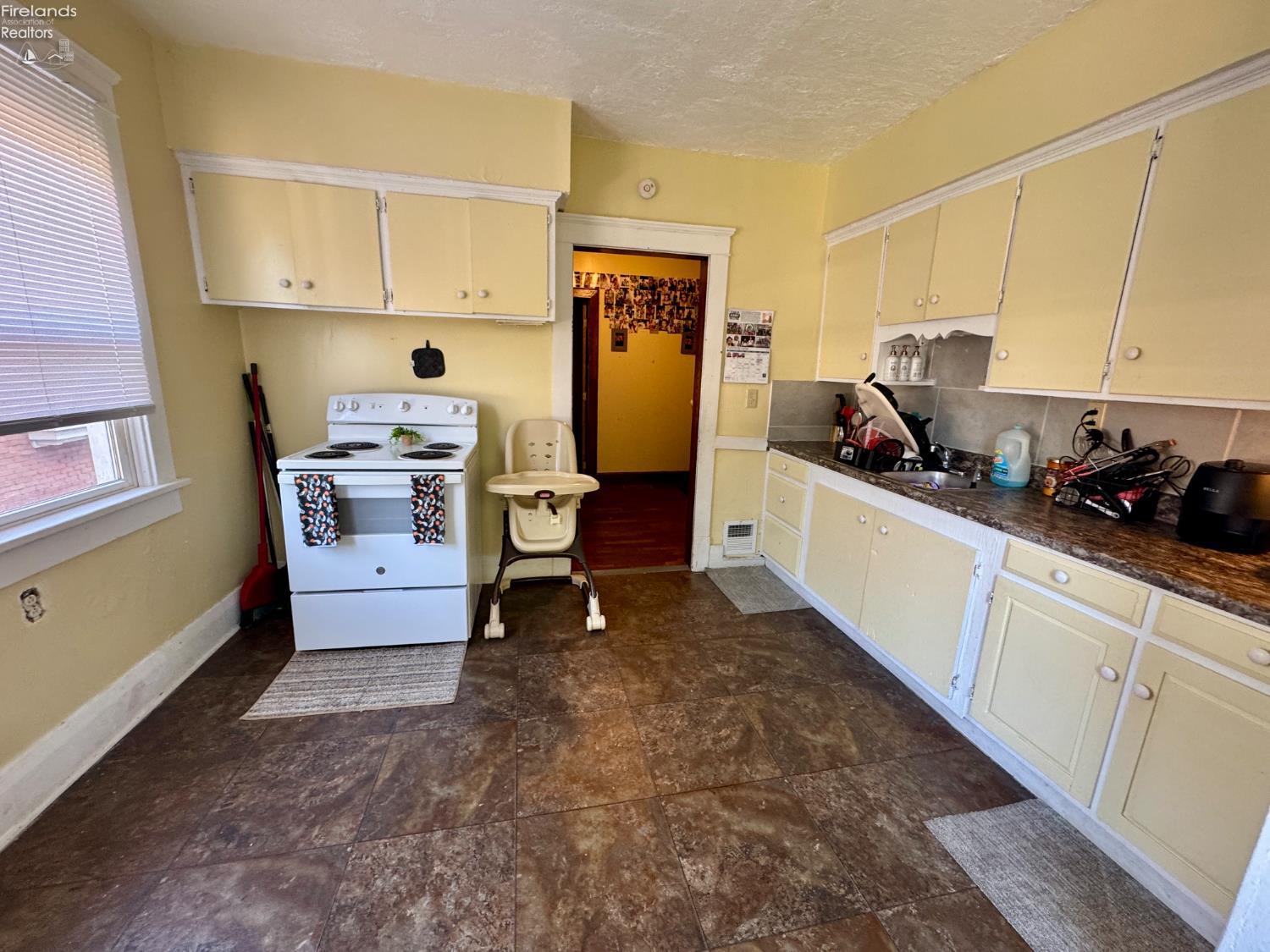 823 Decatur Street