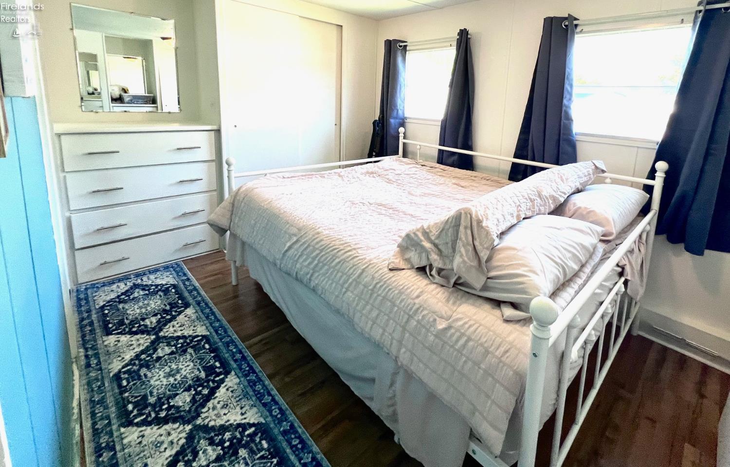 3575 NE Catawba Road 29