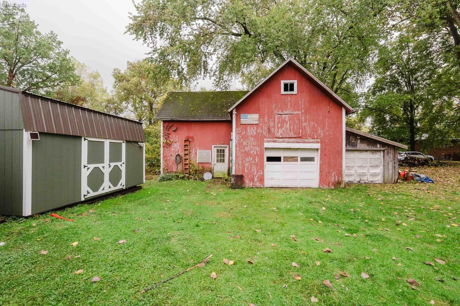 253 W Main Street