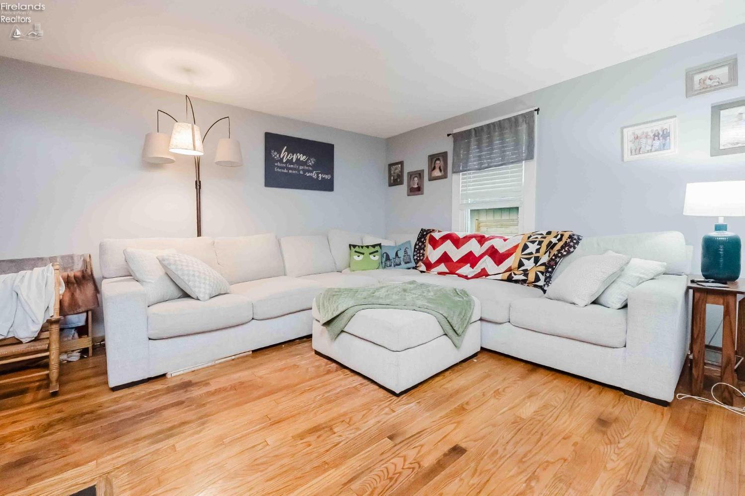 253 W Main Street