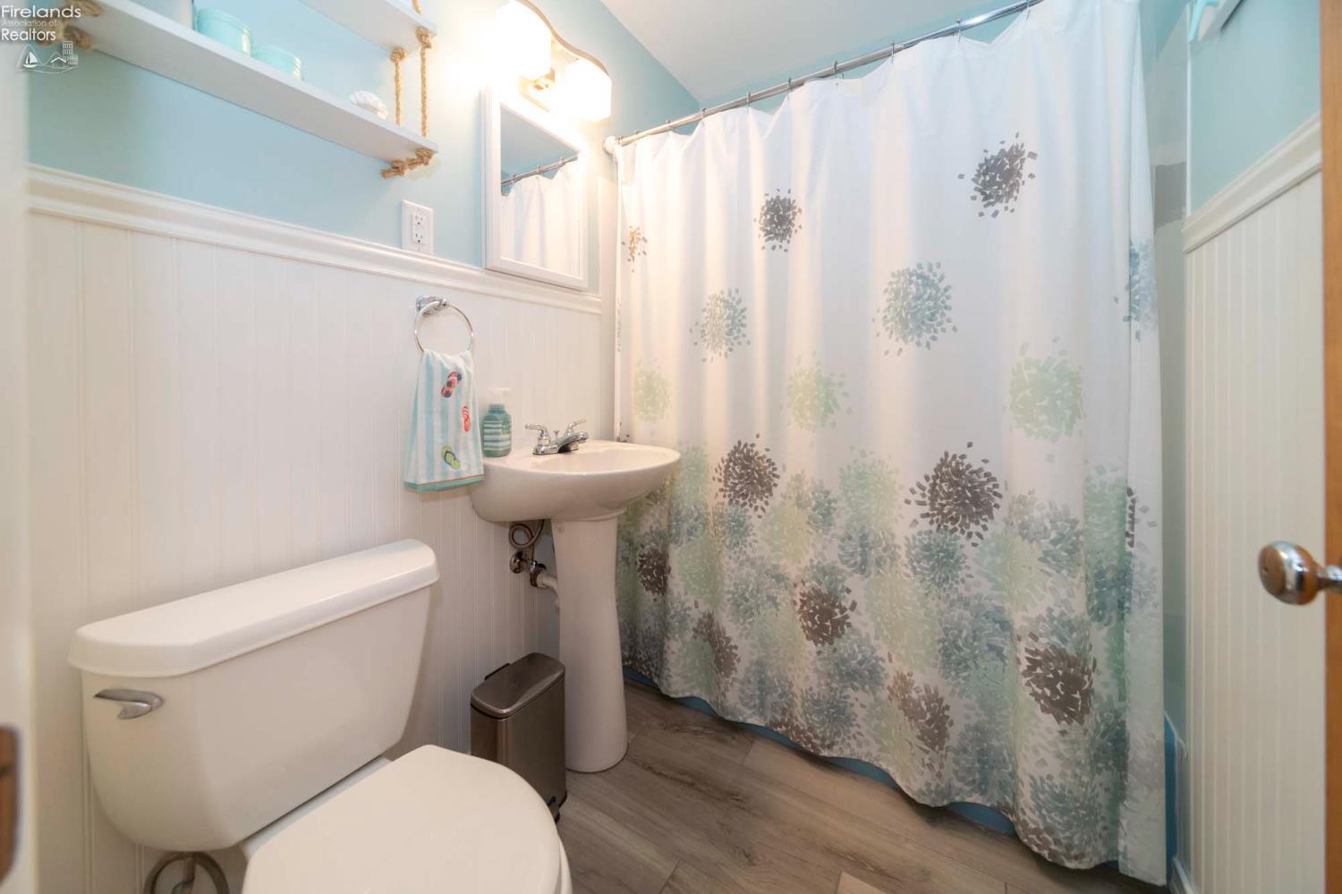 2078 Willow Cove Drive