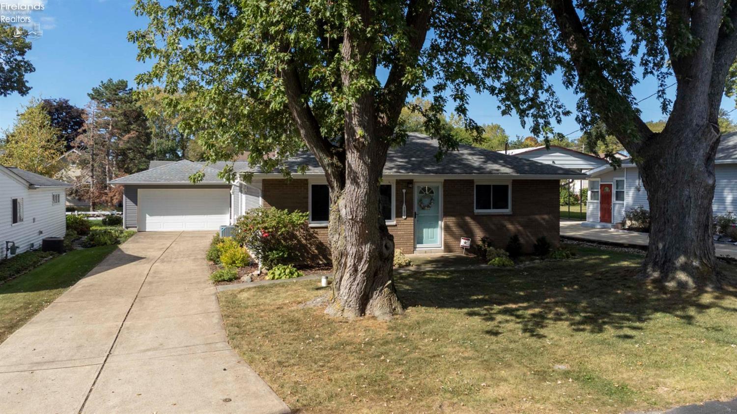 2078 Willow Cove Drive