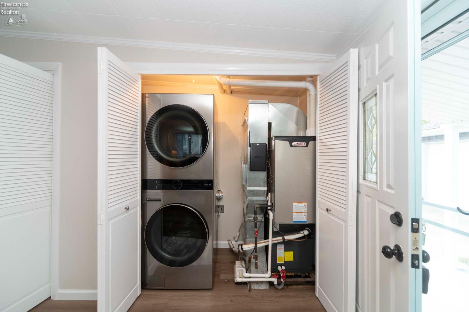 2078 Willow Cove Drive