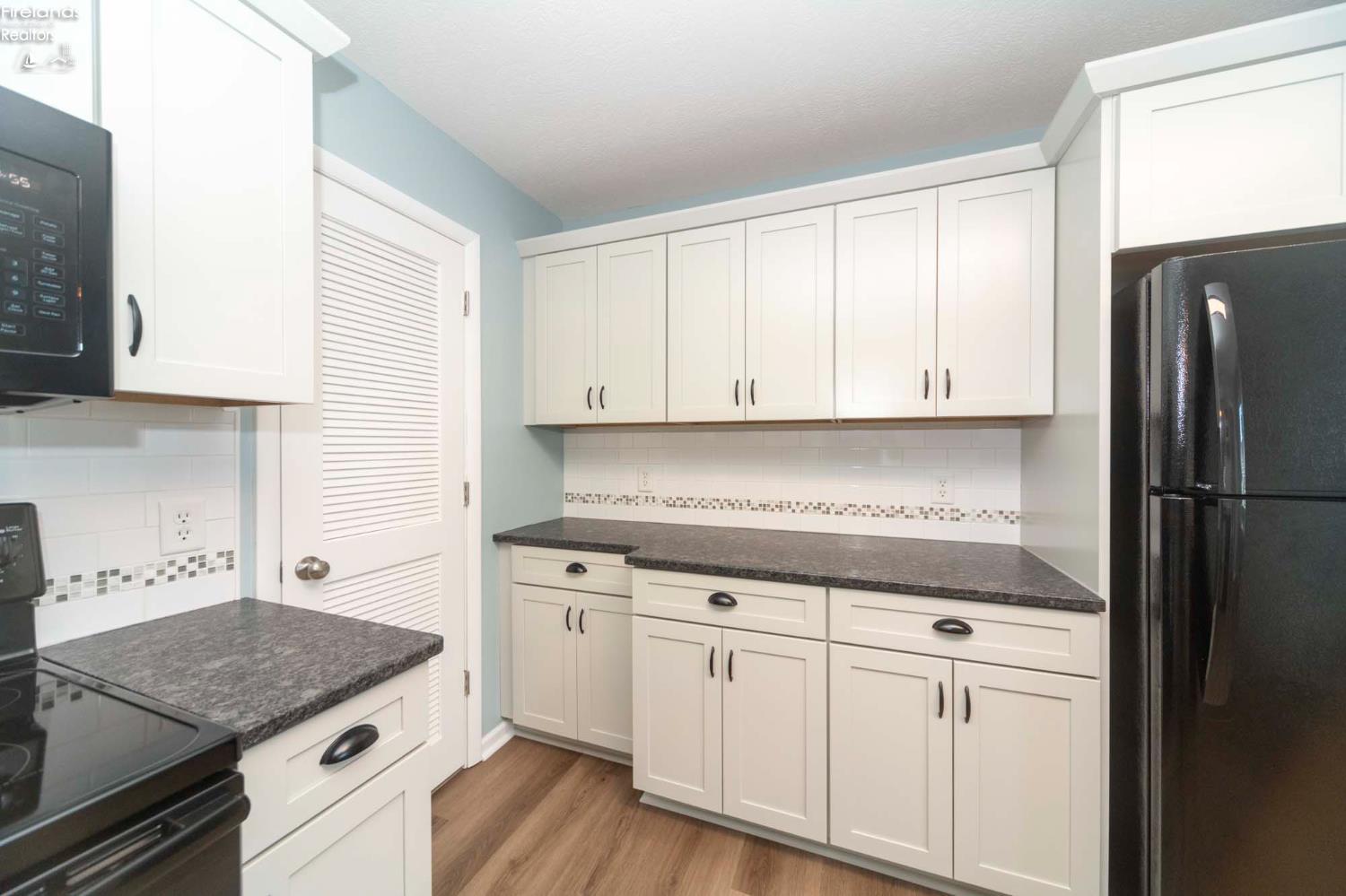 2078 Willow Cove Drive