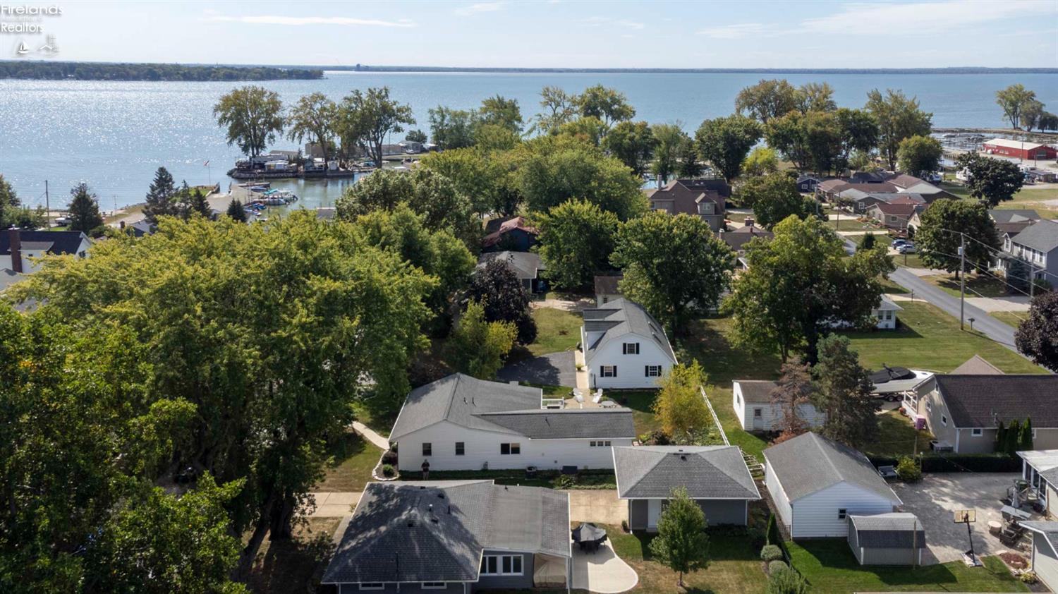 2078 Willow Cove Drive