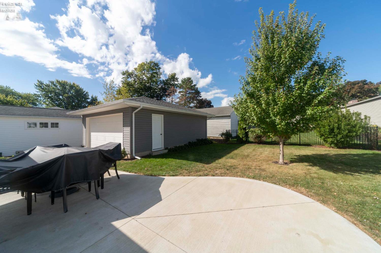 2078 Willow Cove Drive