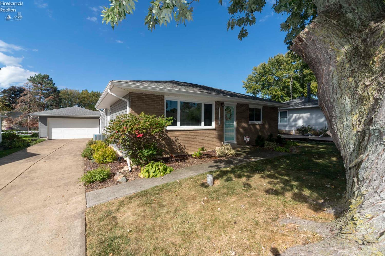 2078 Willow Cove Drive