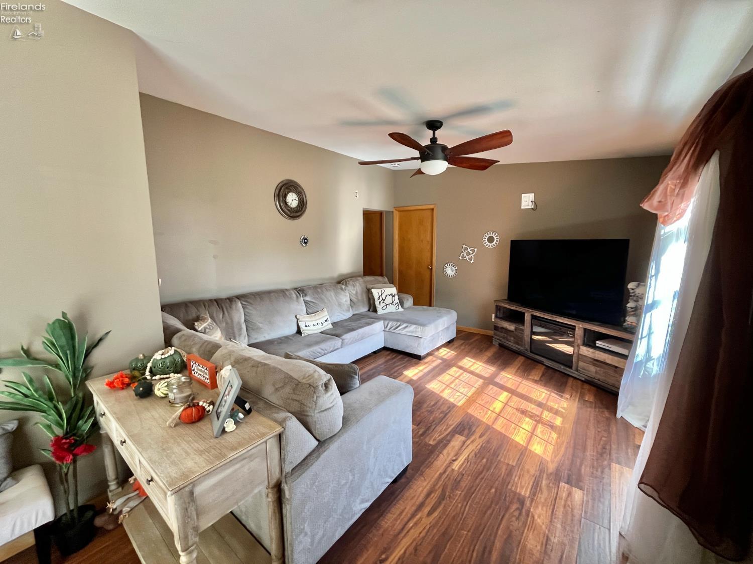 2821 N County Road 11