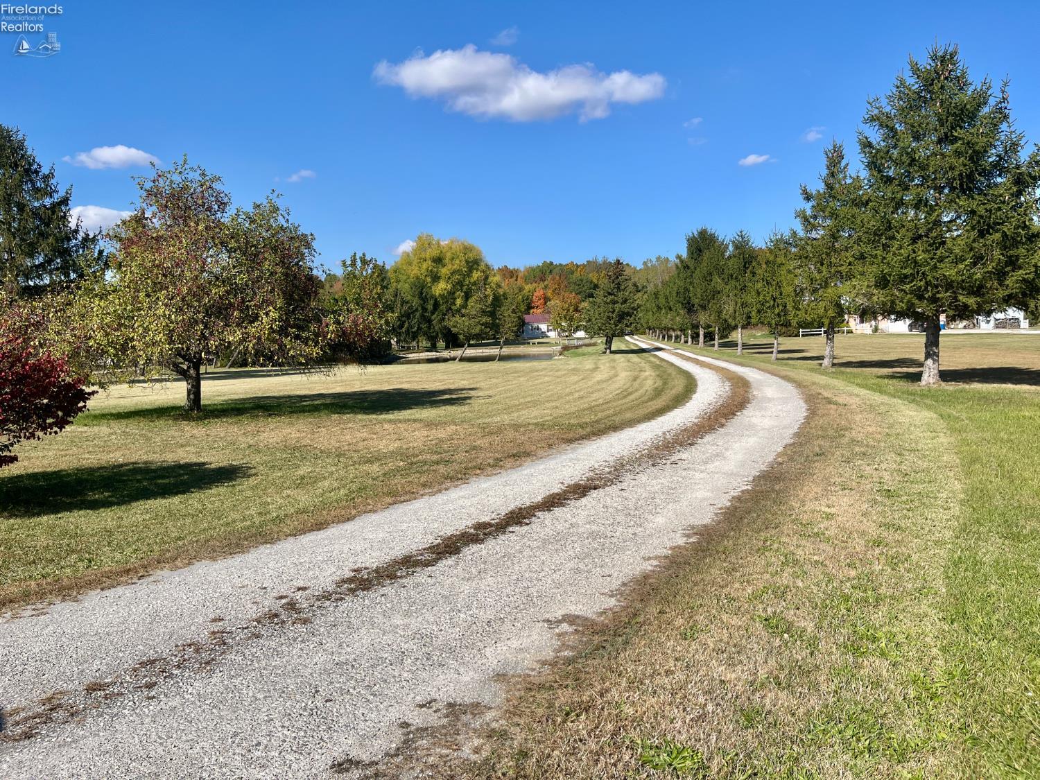 2821 N County Road 11