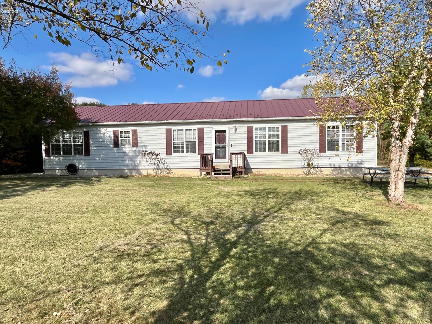 2821 N County Road 11