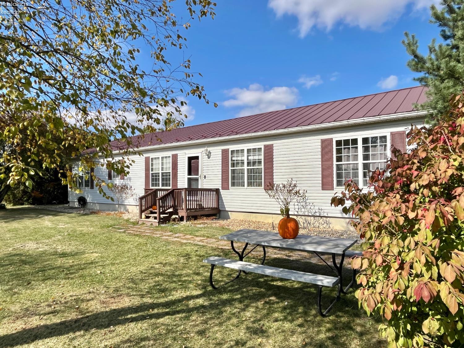 2821 N County Road 11