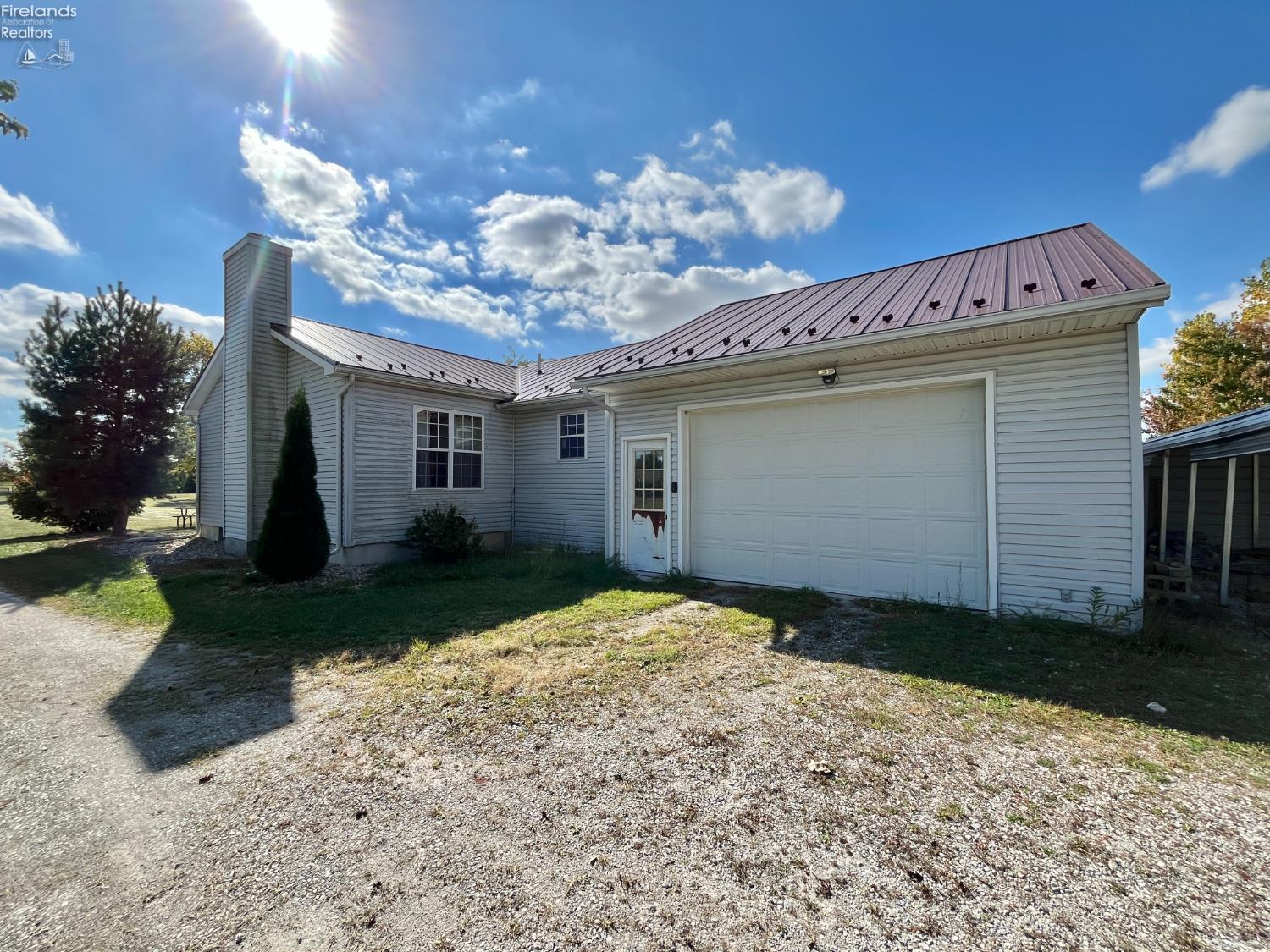 2821 N County Road 11