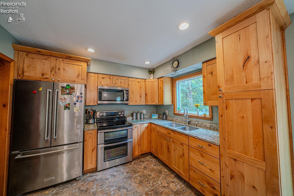 1826 Morrison Road