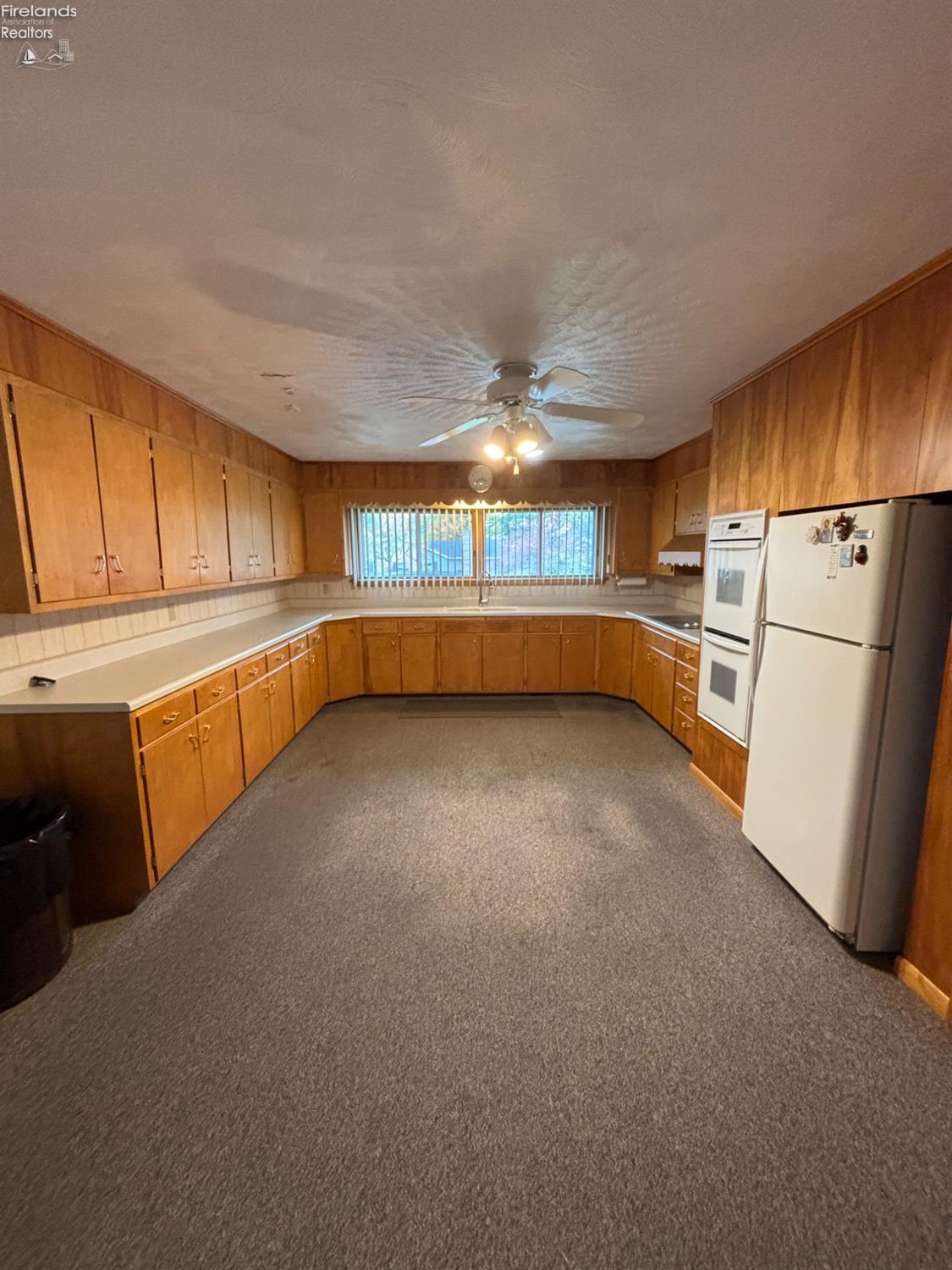 3421 E St Rt 103