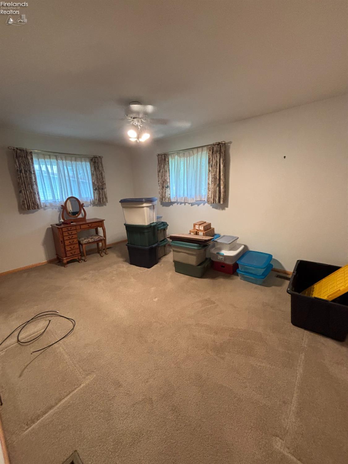 3421 E St Rt 103