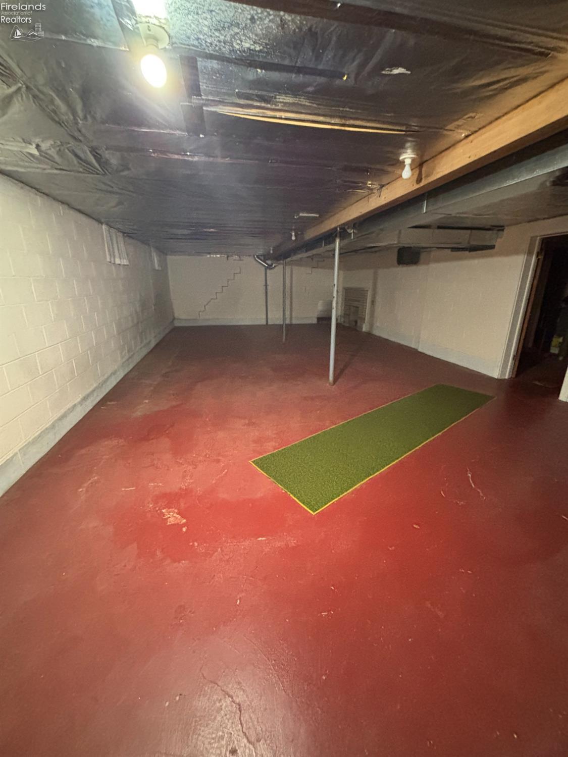3421 E St Rt 103