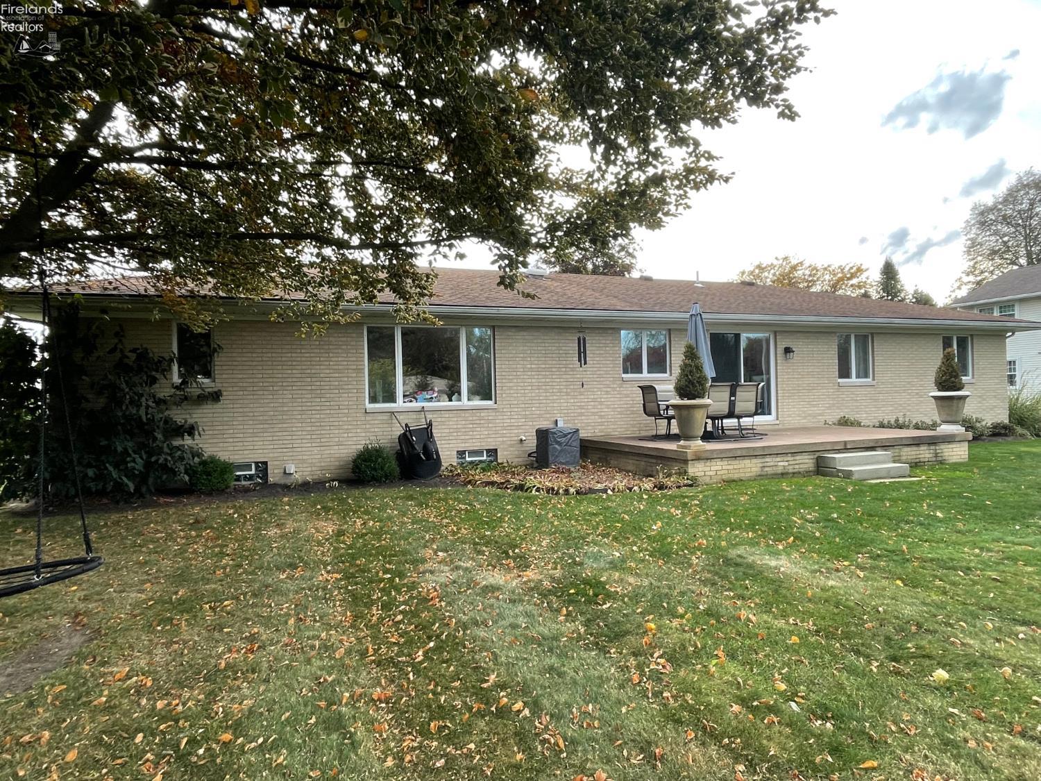 3117 Lawrence
