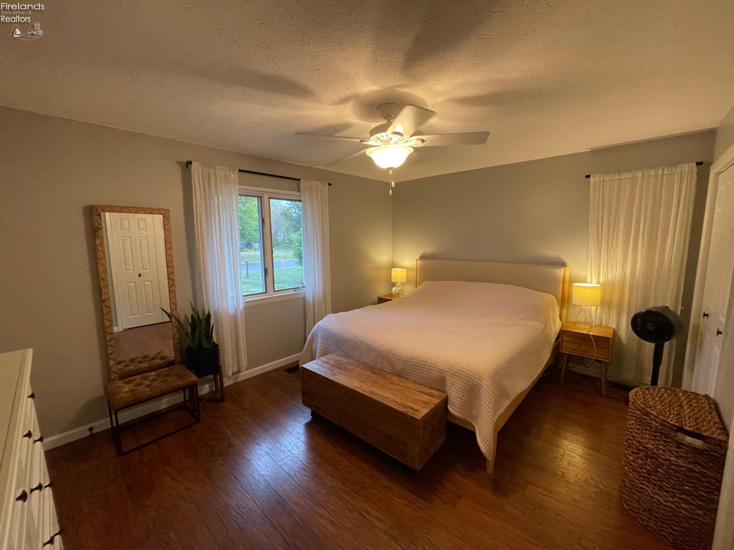 3117 Lawrence