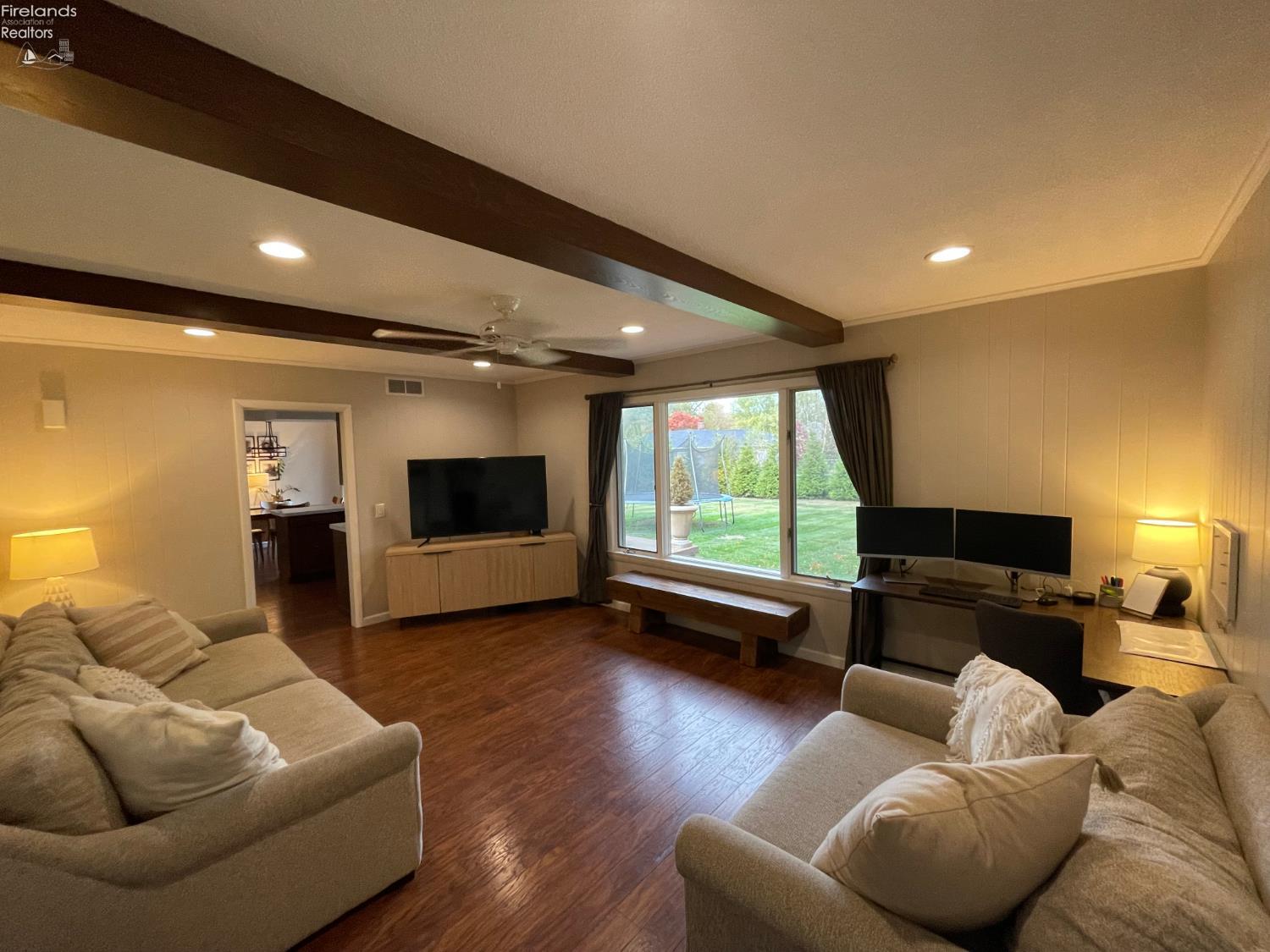 3117 Lawrence