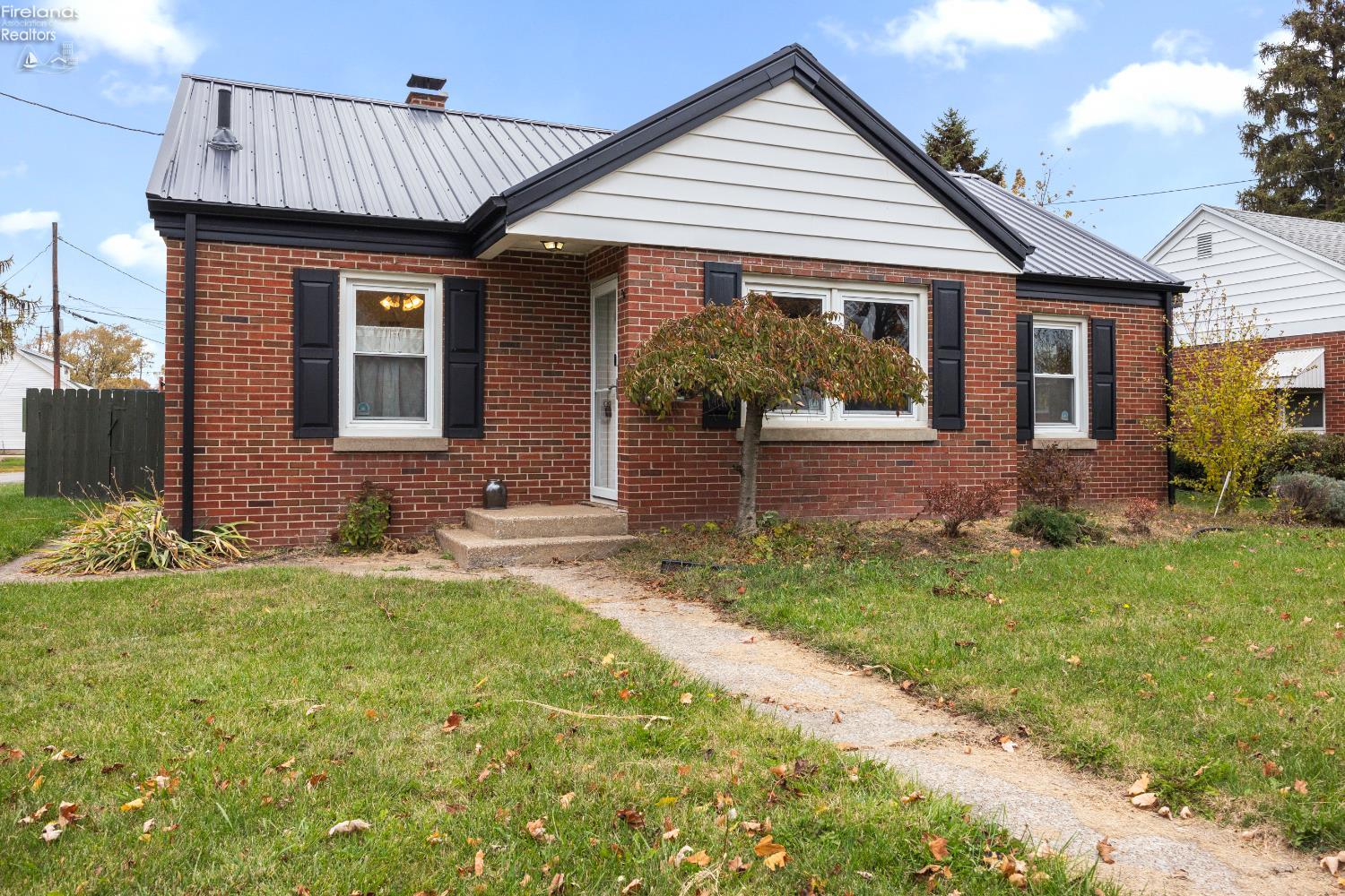 301 E Parish Street