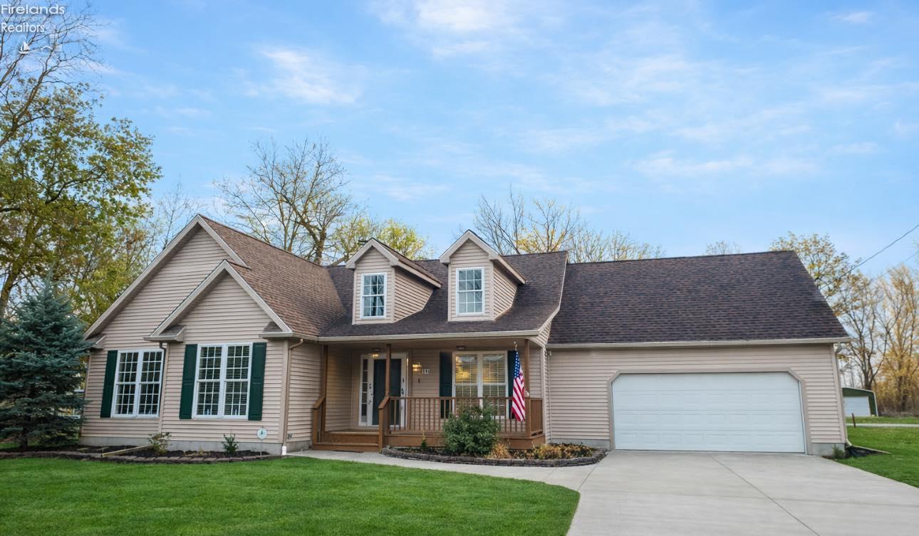 114 W Cherokee Trail