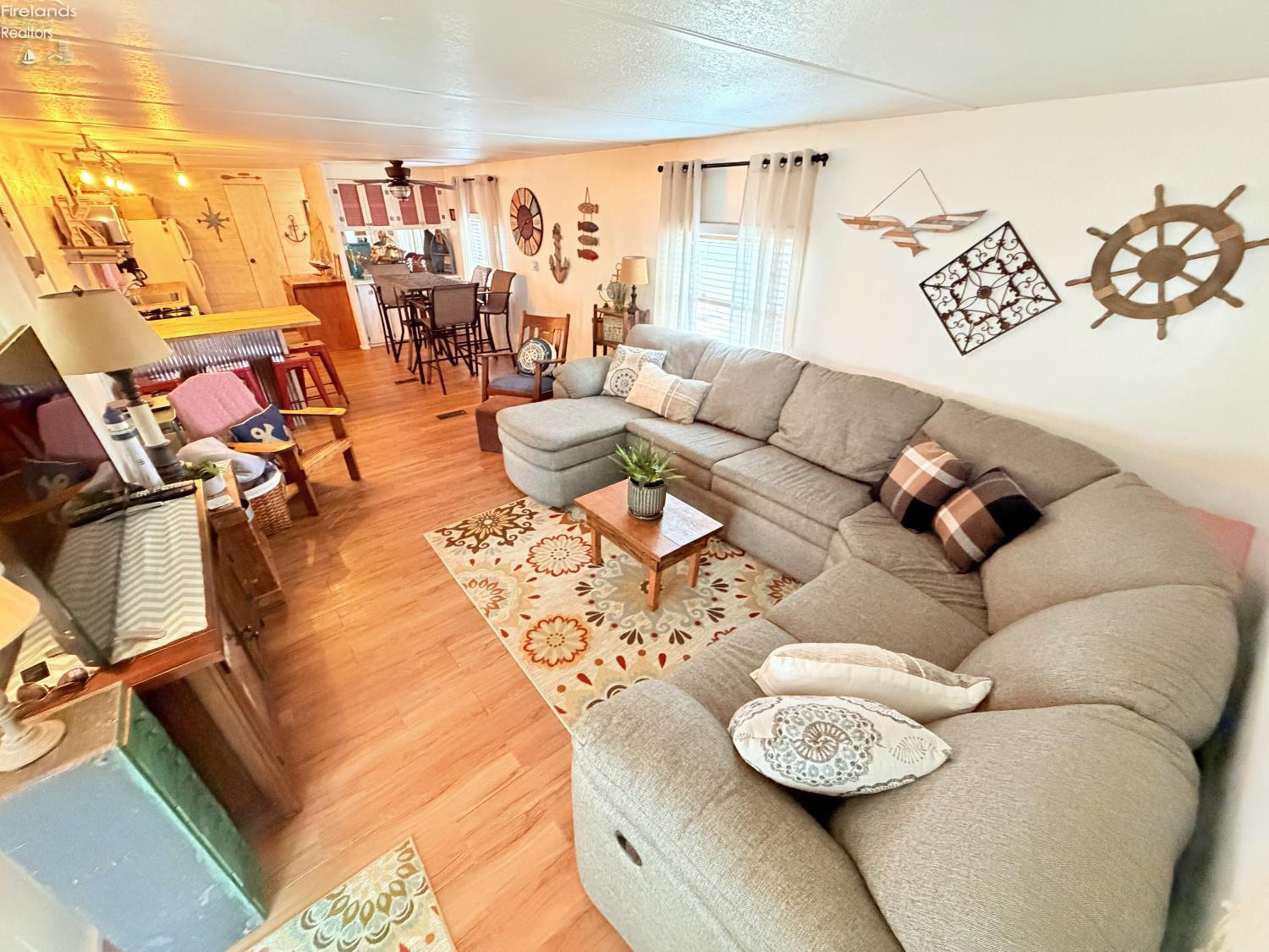 1859 NE Catawba Road 125