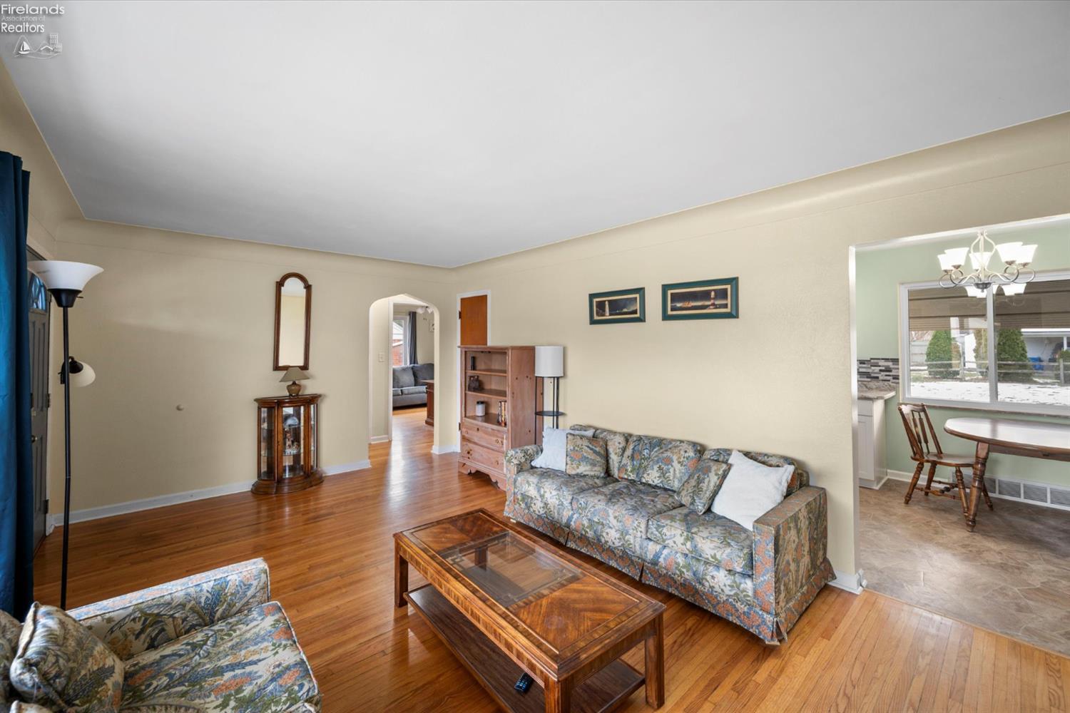 2849 Castleton