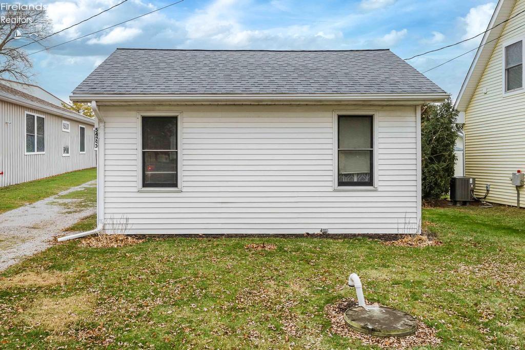 5491 E Center Lane
