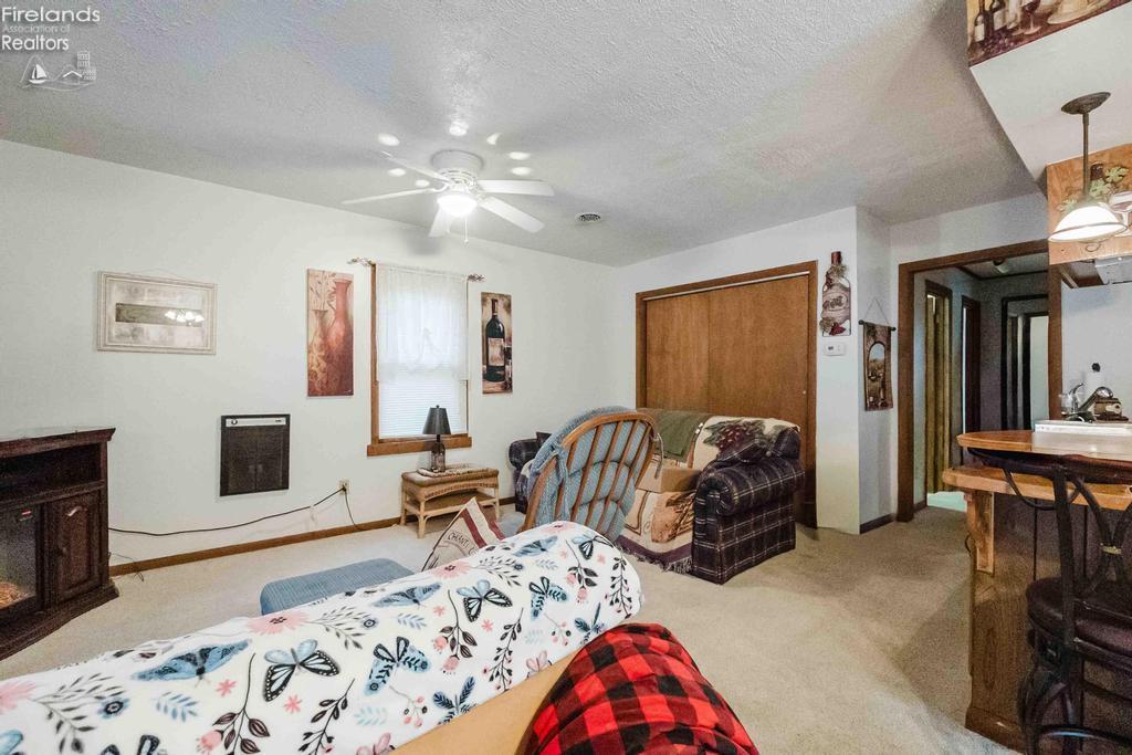 5491 E Center Lane