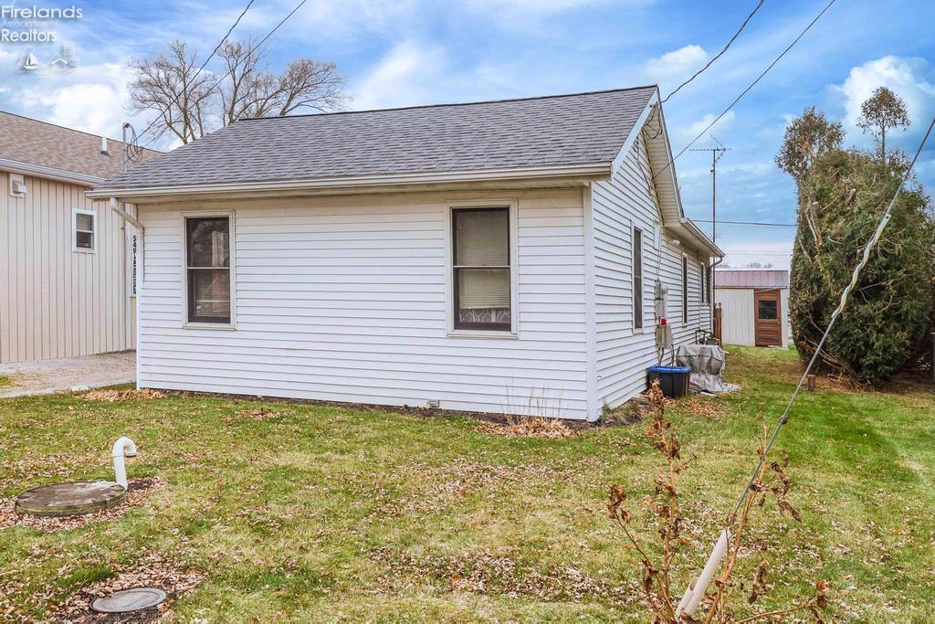 5491 E Center Lane