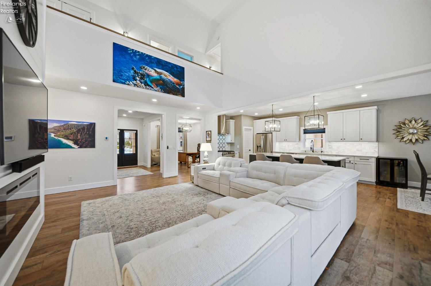 5049 E Blue Teal Drive