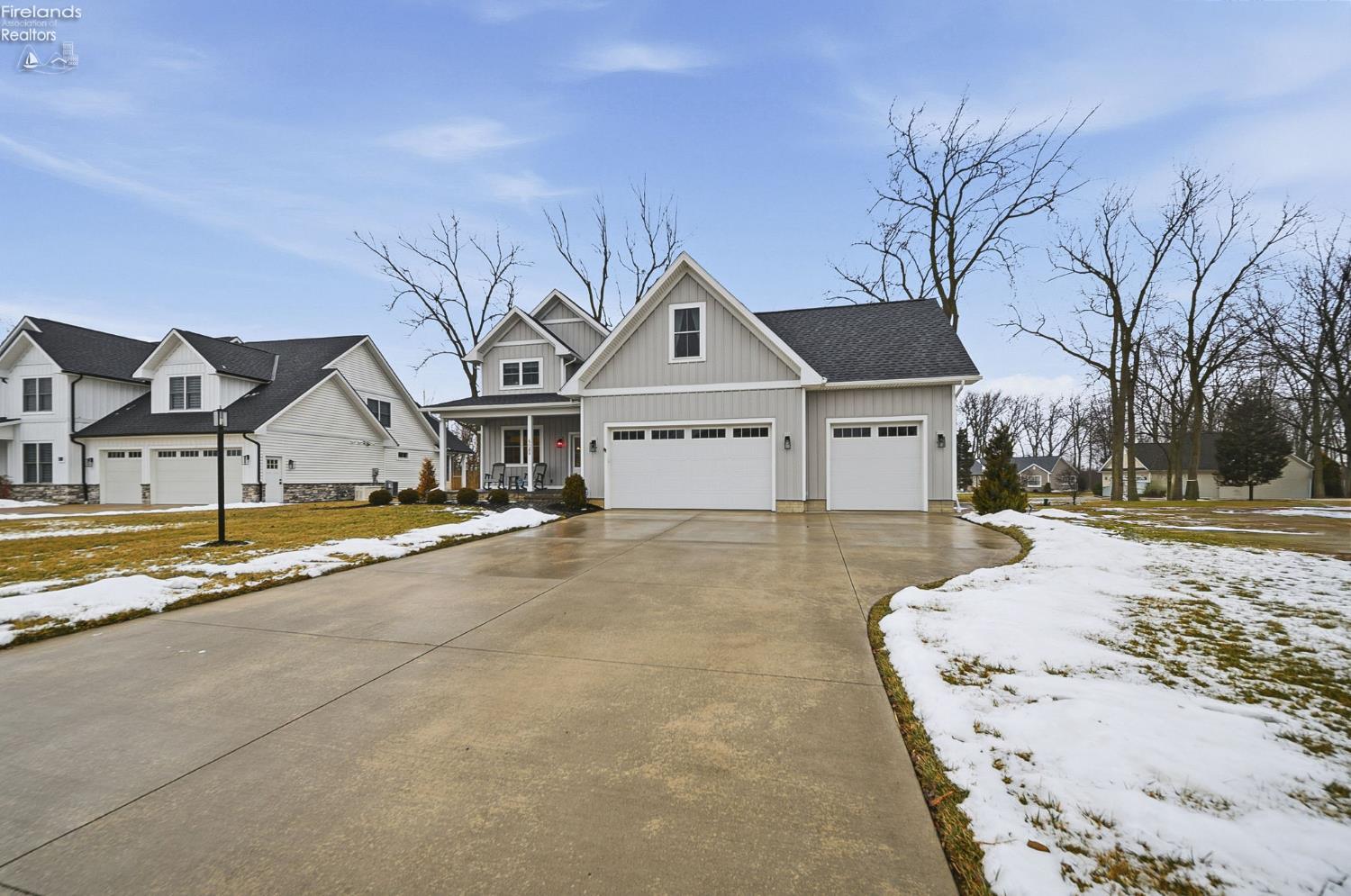 5049 E Blue Teal Drive