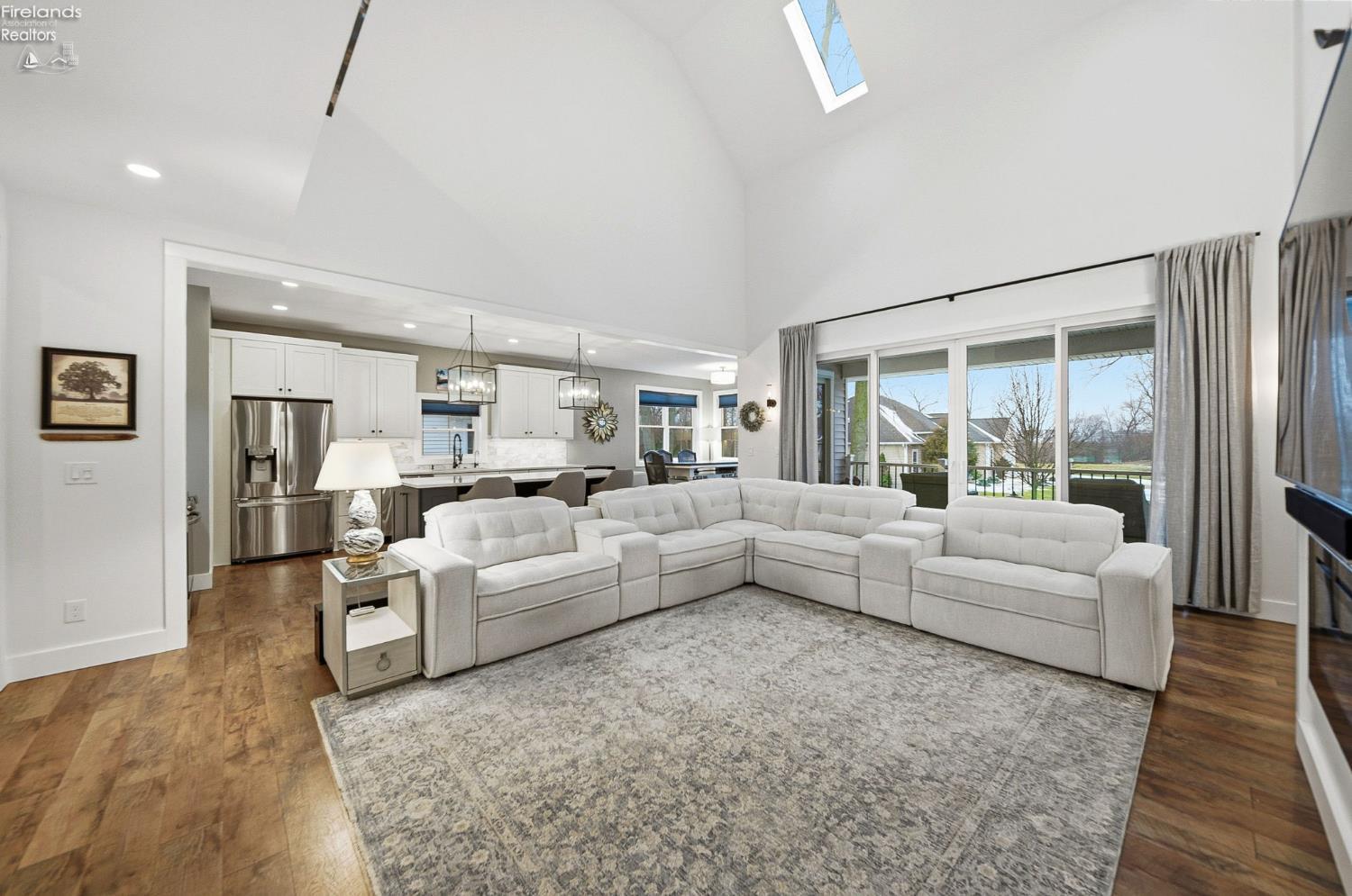 5049 E Blue Teal Drive