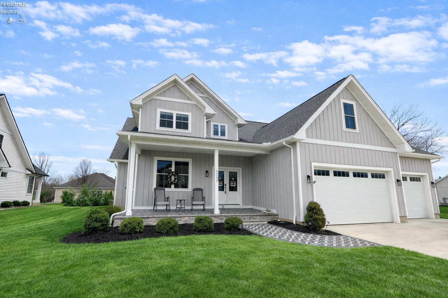 5049 E Blue Teal Drive