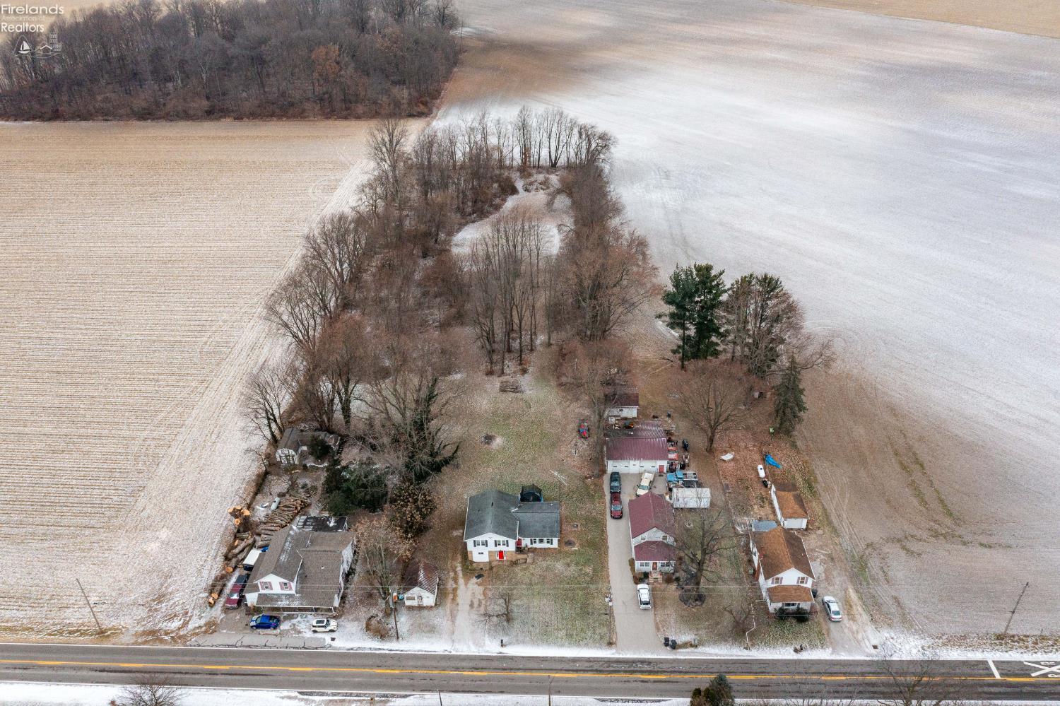 9807 Barrows Rd