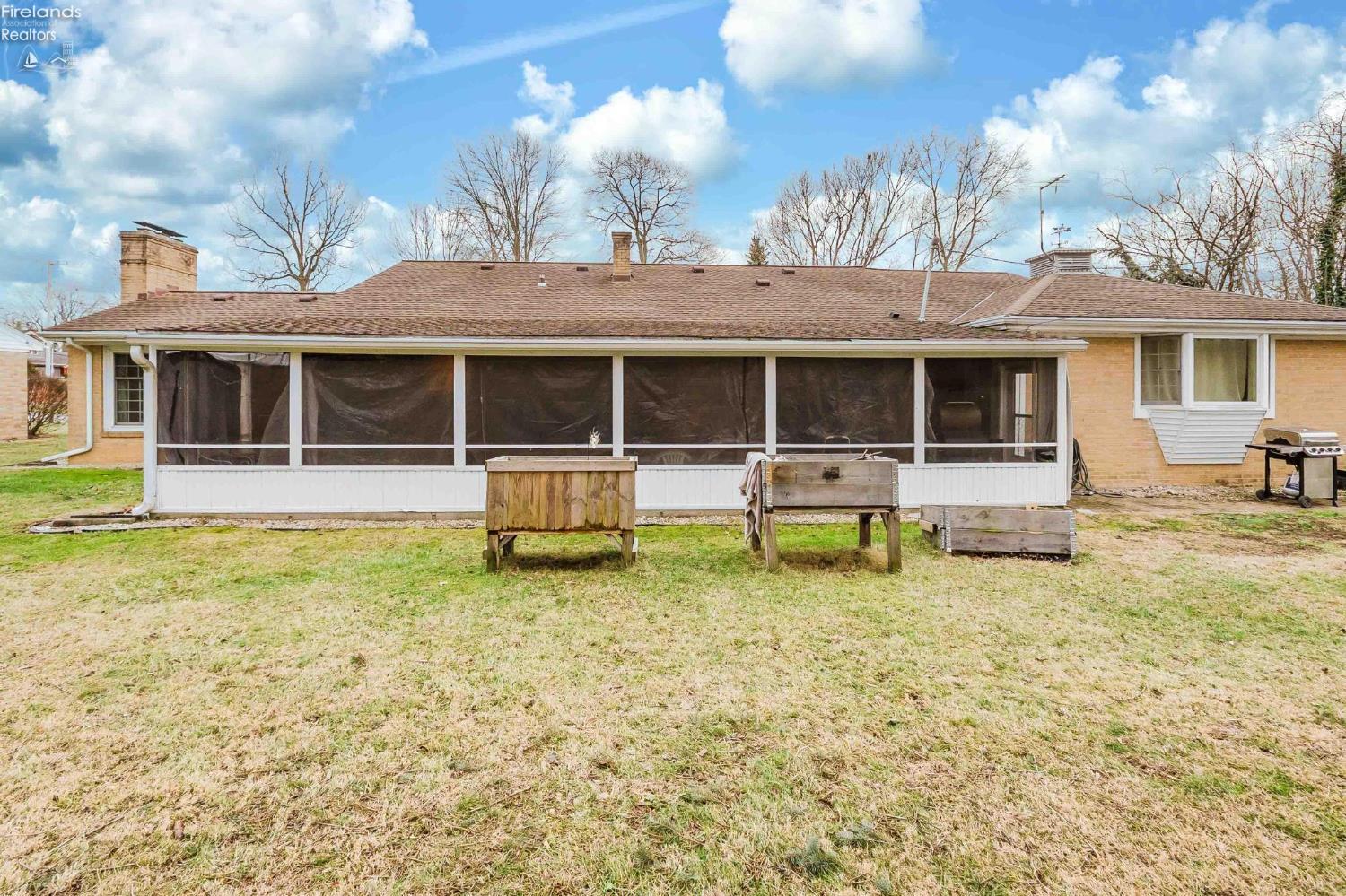 20 Pinecrest Drive