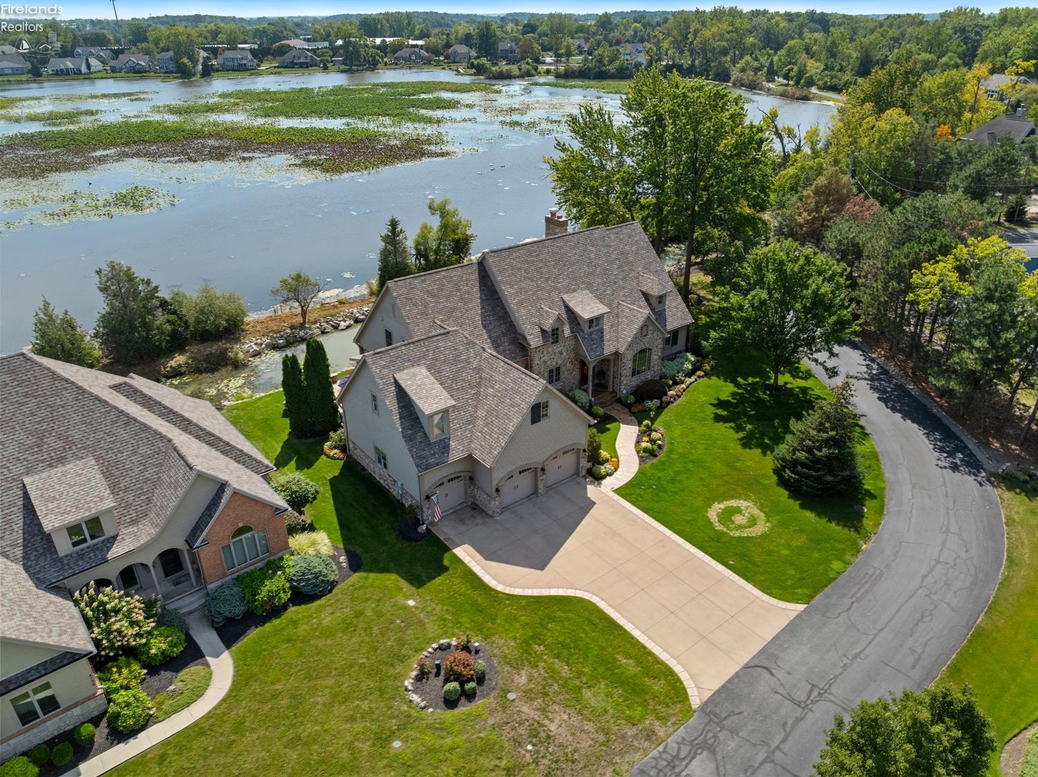 4712 Marsh View Drive