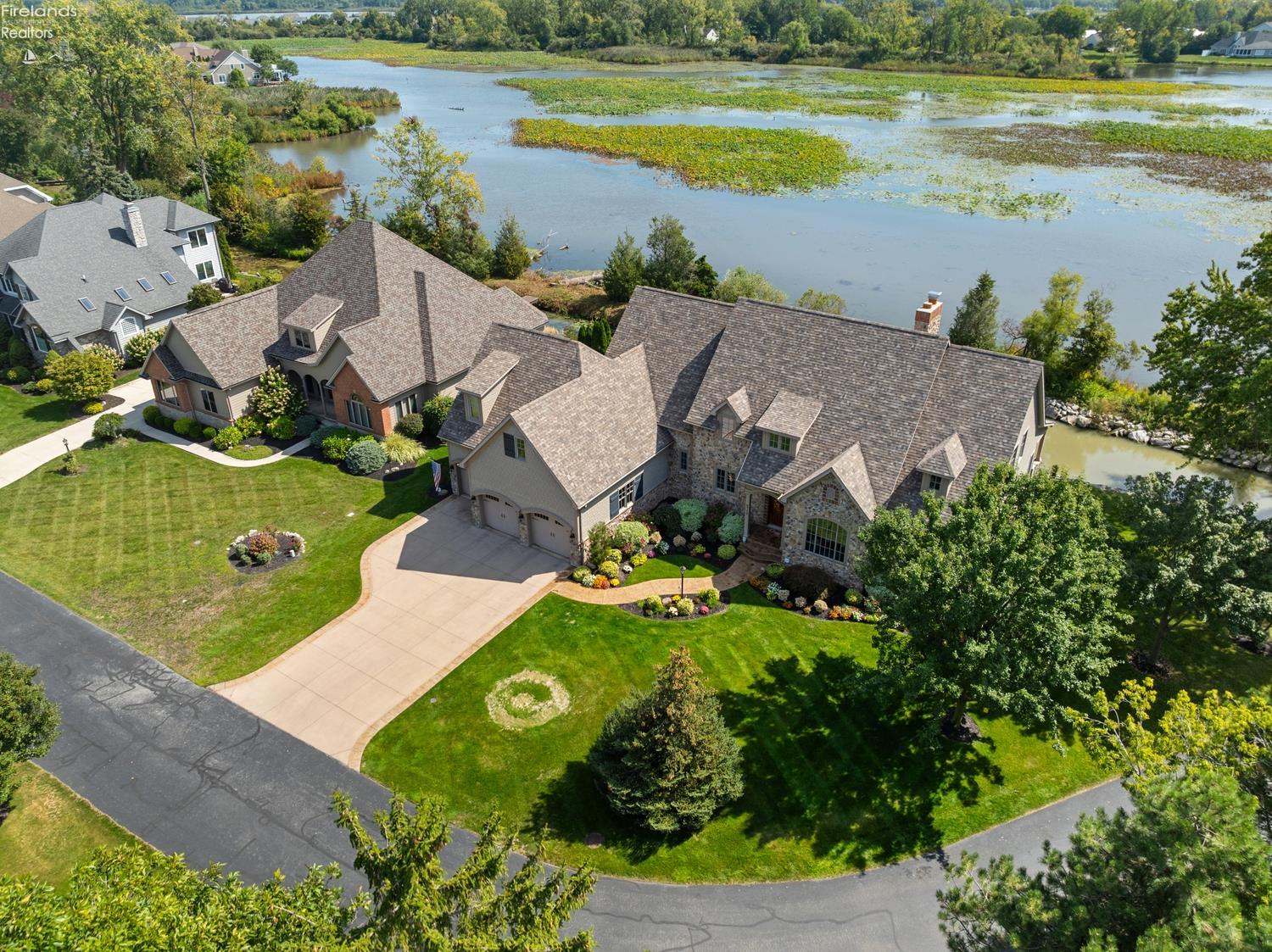 4712 Marsh View Drive